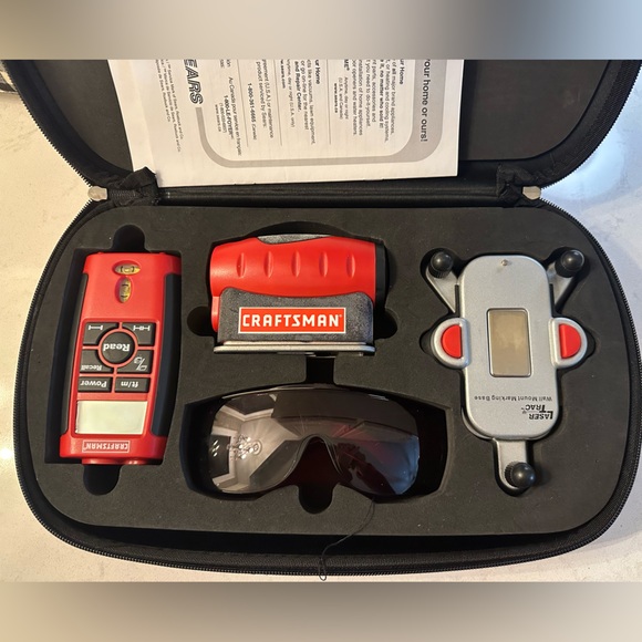Craftsman 4 in 1 Laser Level 320.48251 Guided Measuring Tool 320.48252 working - Picture 2 of 7